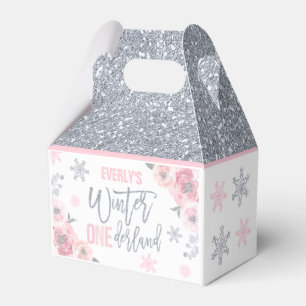 Winter ONEderland Rosa Silver Snowflake Party Presentaskar