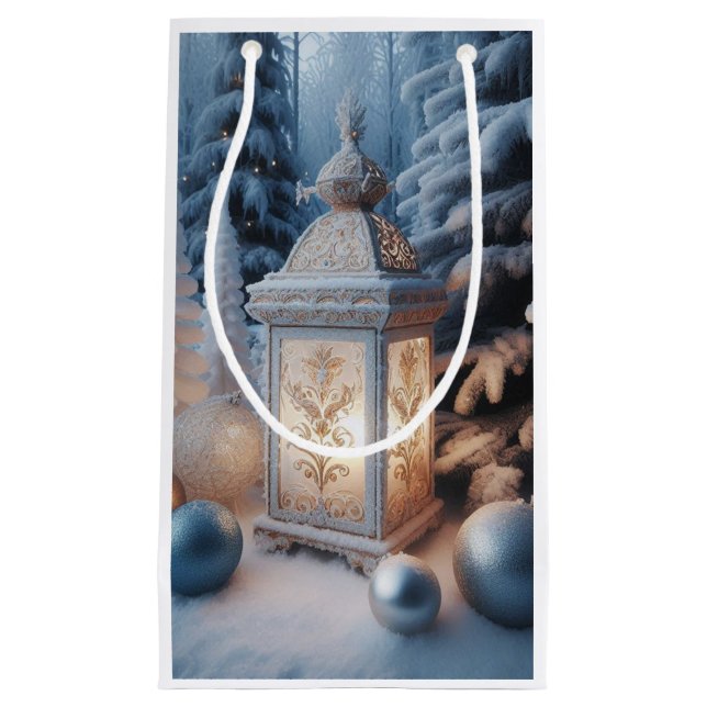 Winter Ornate Frosted Lantern (Framsidan)