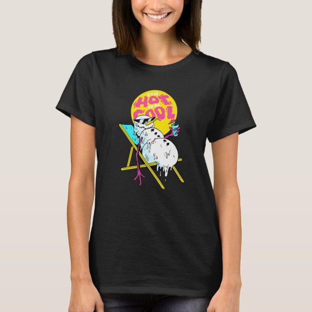 Winter Party Deck Chair Parody Melting Snowman T Shirt (Framsida)