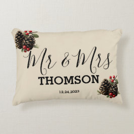 Winter Pinecones & Berries Family Throw Pillow Prydnadskudde