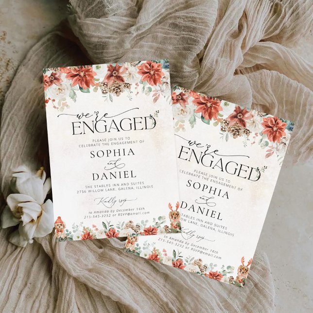 Winter Red Greenery Pinecone Vi är engagerade Inbjudningar (Skapare uppladdad)