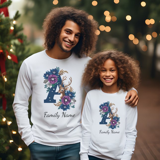 Winter Reindeer Monogrammed Family Jul T Shirt (Skapare uppladdad)