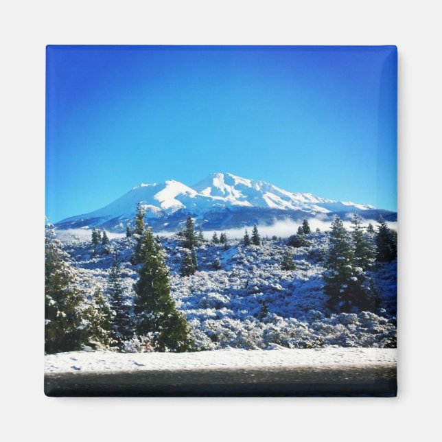 Winter Snö vid Mount Shasta, CA Magnet (Framsidan)