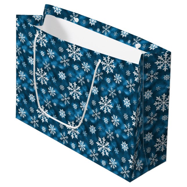 Winter Snowflakes Pattern On Icy Cool Blue (Framsidan Vinklad)