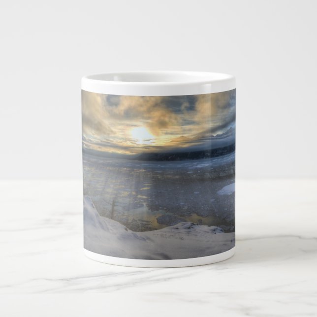 Winter Solstice Turnonce Arm Jumbo Mugg (Framsidan)
