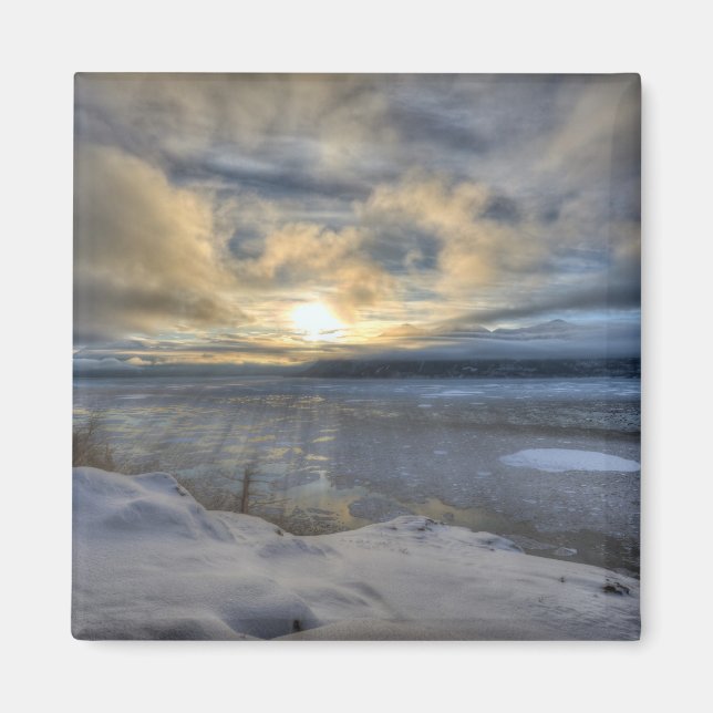 Winter Solstice Turnonce Arm Magnet (Framsidan)