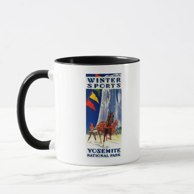 Winter Sports at Yosemite PosterYosemite, CA Mugg (Vänster)