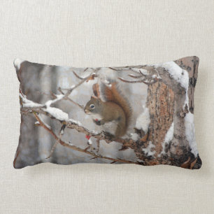 Winter Squirrel, Snö & Red Berries Julafton Design Lumbarkudde