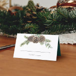 Winter Watercolor Evergreen Gräs Cone Bröllop Placeringskort<br><div class="desc">Följ dina gäster på bröllopsgästerna till deras platser med de här vinterplatserna bord, som har en rustisk våtmarks vintergrön buquet med vattenfärgsgröna gröna sprickor och gräs-koner, accentuerade med snöbär. Sök efter matchande produkter i samlingen och känn dig fri att meddela mig genom Zazzle-Chattan om du behöver designtsvagheter eller flera matchande...</div>