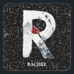 Winter Wonderland Alphabet R Monogram | Red Bird Fyrkantigt Klistermärke<br><div class="desc">Elegant, Söt och modern Winter Wonderland Alphabet Monogram Design Sticker. Med en snödag i ett berg, snöflingan som täcker alfabet, inledningsvis R med vinterrödfågel i snöscener. Andra alfabet initialer finns i min butik. Klicka på länken Anpassa den här mallen om du vill ändra namn i ditt eget. Eller anpassa det...</div>