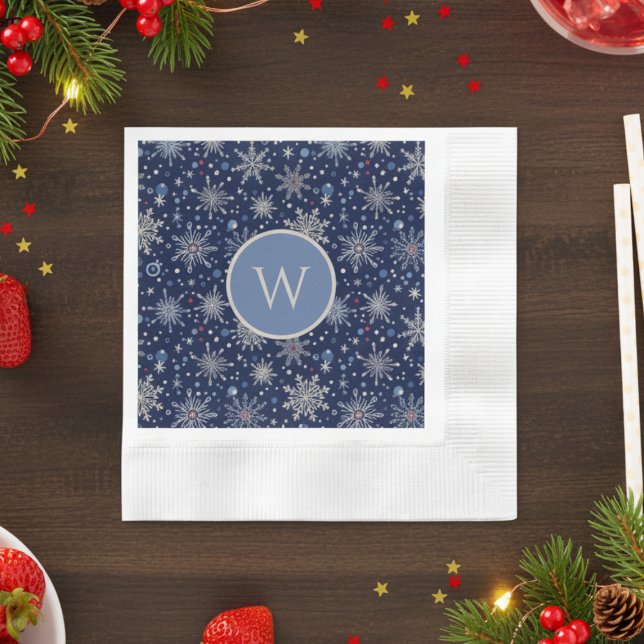 Winter Wonderland Snowflake Pappersservett (Holiday snowflake initial paper napkin)