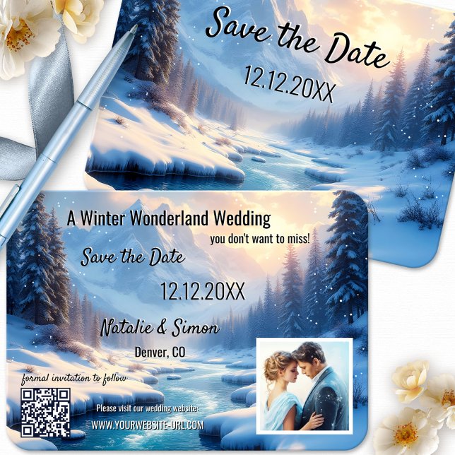 Winter Wonderland Spara datum Meddelande (Winter wonderland Save the Date card featuring a snow covered winter mountain landscape with a river)