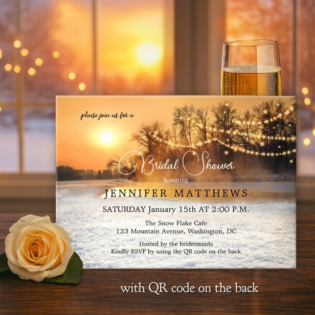 Winter Wonderland String Ljus QR-Möhippa Inbjudningar (Bridal shower invitation showing a winter wonderland at sunset with sparkling snow and string lights)