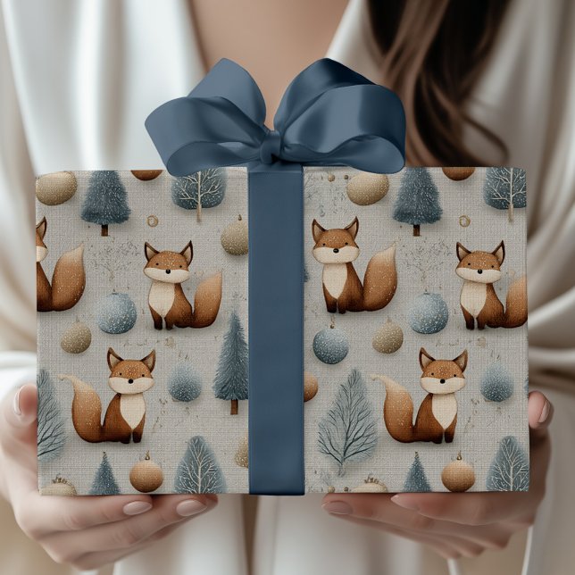 Winter Woodland Fox och Julgran i Blue Presentpapper (Skapare uppladdad)