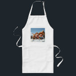 Winterfreunde im Glück Långt Förkläde<br><div class="desc">Drei kleine Freunde erleben einen Tag voller Lachen und Leichtigkeit. Mit ihren fröhlichen Gesichtern und farbenfrohen Outfits bringen sie Wärme in jede Winterkulisse – ein bezauberndes Motiv für Kinder und alle,  die das Herz berühren wollen.</div>
