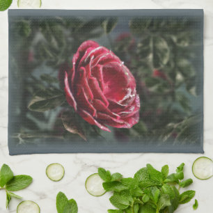 Winter's Parting Gift Kitchen Towel Kökshandduk
