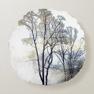 Wintry Forest Round Dekorativ kudde
