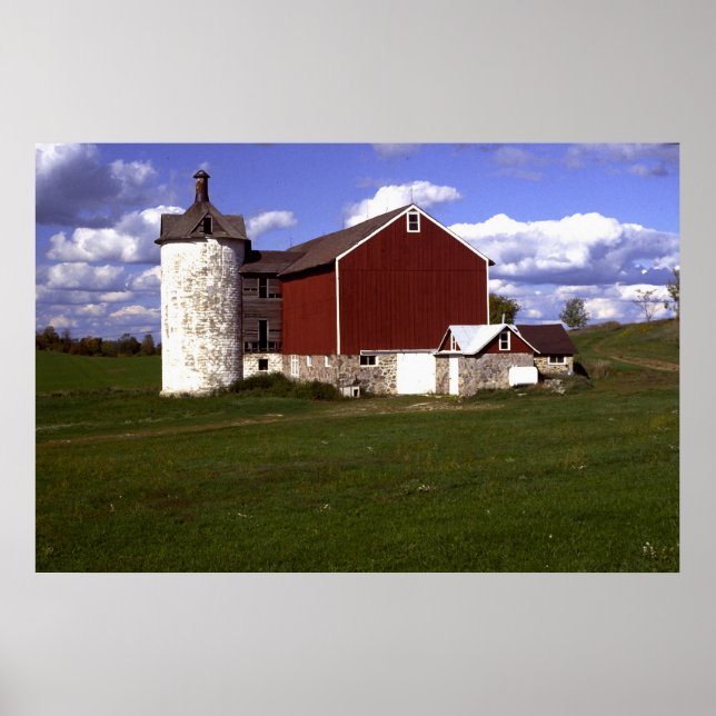 Wisconsin Barn med Brick Silo Poster (Framsidan)