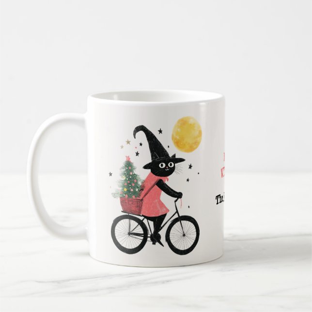 Witch Cat Cycling with Xmas Tree Quirky Christmas Kaffemugg (Vänster)