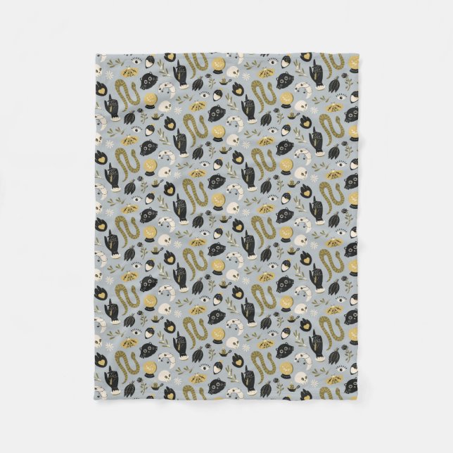 Witch Essentials Fleece Blanket (Framsidan)