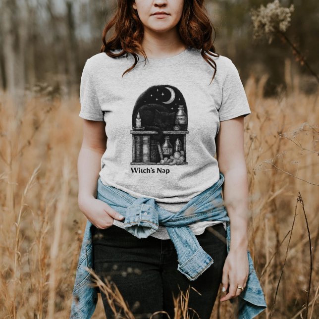 Witch Nap - Black Cat Sleeping in Potion Shelf T Shirt (Skapare uppladdad)