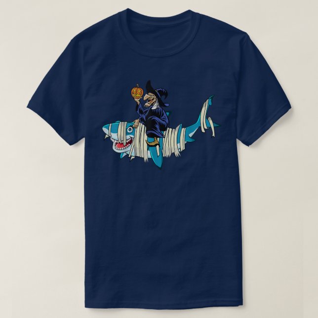 Witch Riding Mummy Shark Halloween Funny Witch Sha T Shirt (Design framsida)