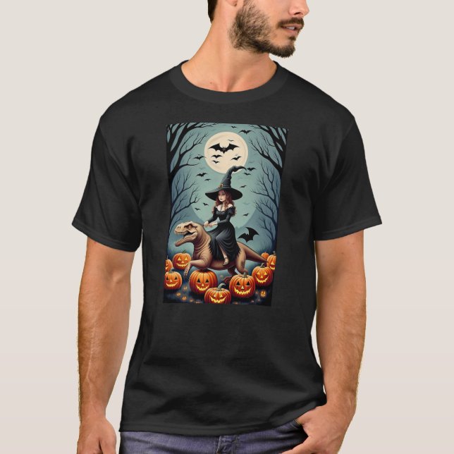 Witch Riding Tyrannosaurus Rex dinosaur in a Pumpk T Shirt (Framsida)