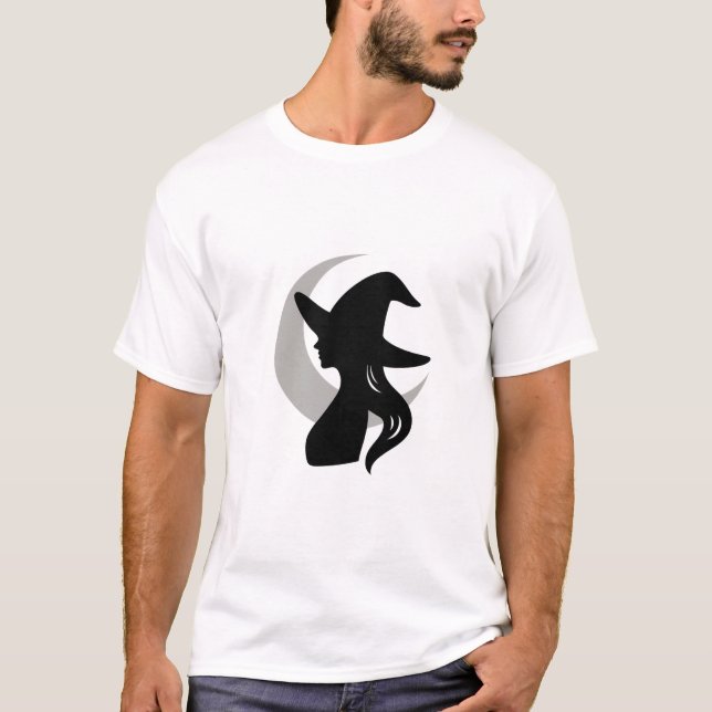 Witch Silhouette with Crescent Moon T Shirt (Framsida)