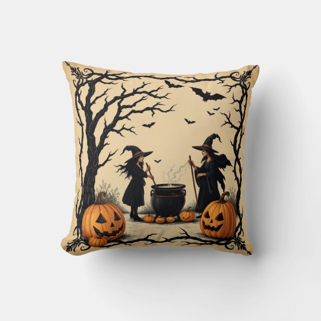 Witches Brewing a Potion, Halloween Witches. Kudde (Framsida)