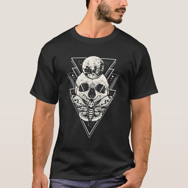 Witchy Celestial Lunar Moth Crescent Måne Star T Shirt (Framsida)