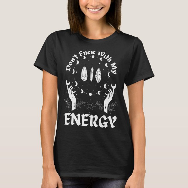 Witchy Celestial Måne och Crystals T Shirt (Framsida)