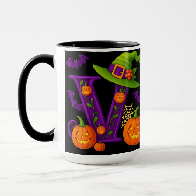 Witchy Halloween Initial ’V’ Mugg (Vänster)
