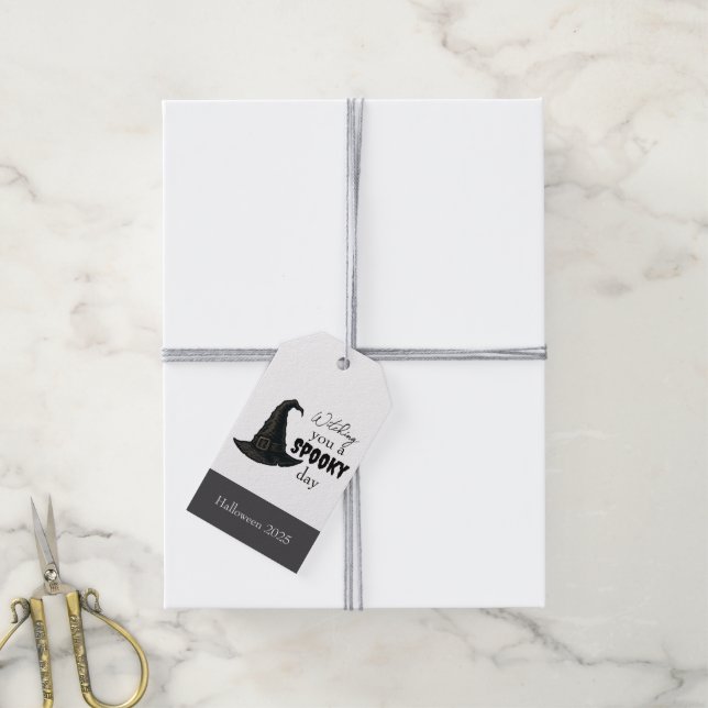 Witchy Vibes - Spooky & Snyggt | Presentetikett (Med Snöre)