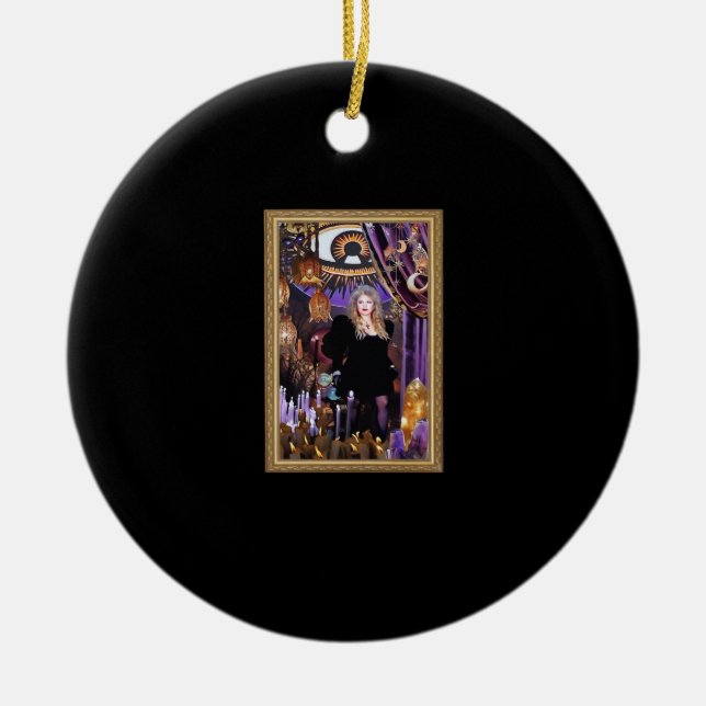 Witchy Whimsigoth Stevie Collage Julgransprydnad Keramik (Framsidan)