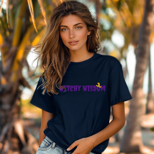 Witchy Wisdom halloween hat lila typography T Shirt