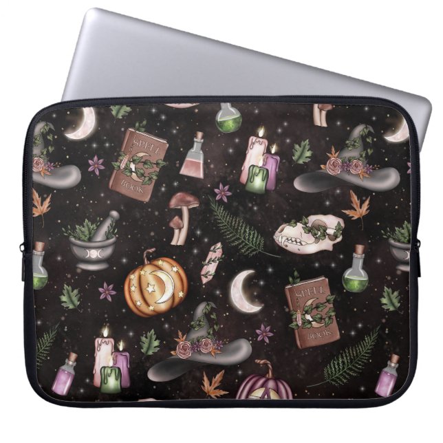 Witchy Woodland Laptop Fodral (Framsidan)