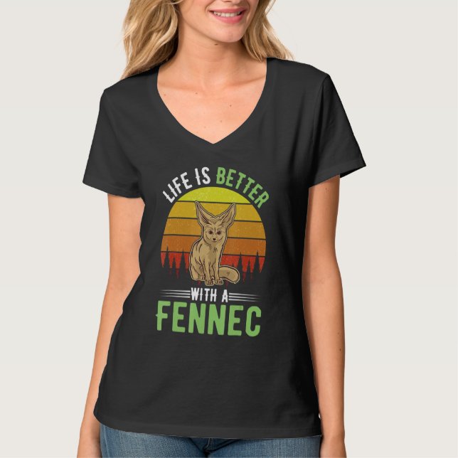 with a Fennec Desert Fox Fennec 1 T Shirt (Framsida)