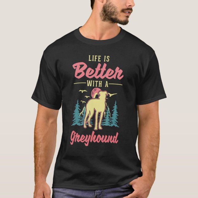 with a Greyhound Whippet Galgo T Shirt (Framsida)