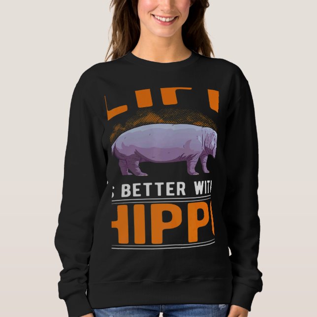 with a Hippo T Shirt (Framsida)