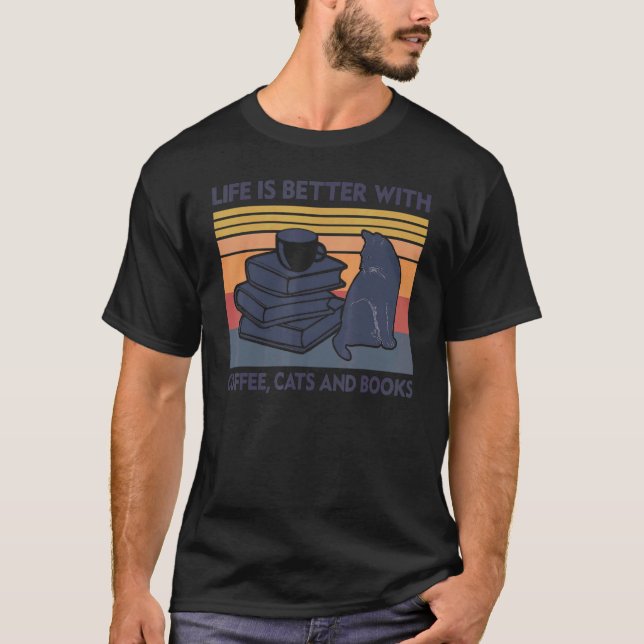 With Coffee Cats And Books Cat T Shirt (Framsida)