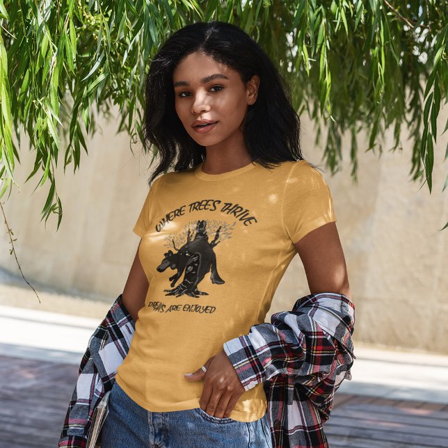 Wo Bäume gedeihen, werden Träume genossen - Baum T Shirt (Skapare uppladdad)
