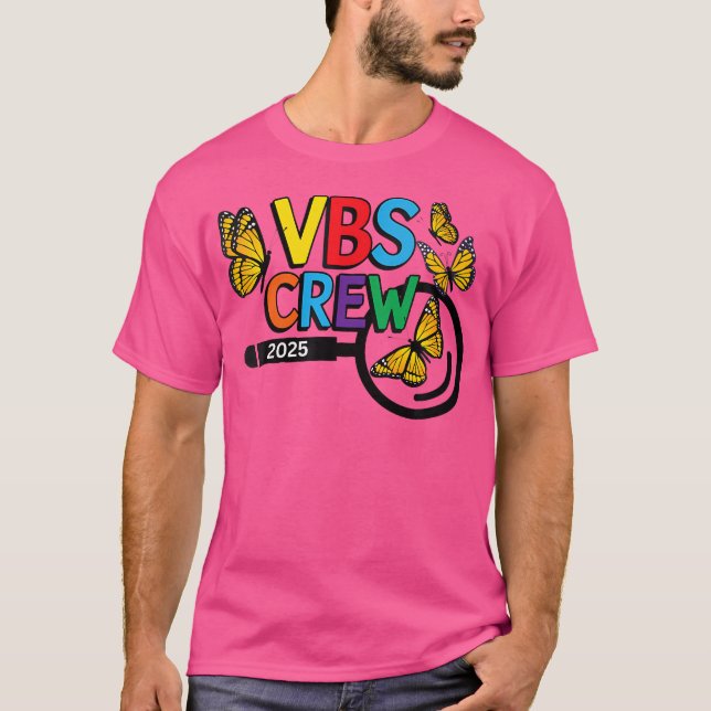 Wo Vbs 2025 Magnified Vacation Bible School Butter T Shirt (Framsida)