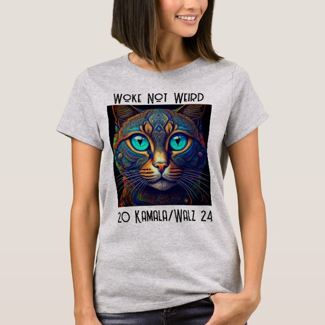 Woke Not Konstig Kamala Cat T-Shirt (Framsida)