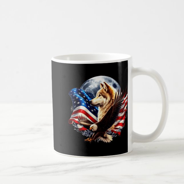 Wolf Bald Eagle American Flag Full Moon New Years  Kaffemugg (Höger)
