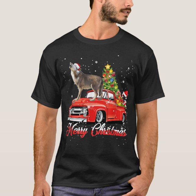 Wolf Christmas Tshirt Wolf Dog Riding Red Truck Ch T Shirt (Framsida)