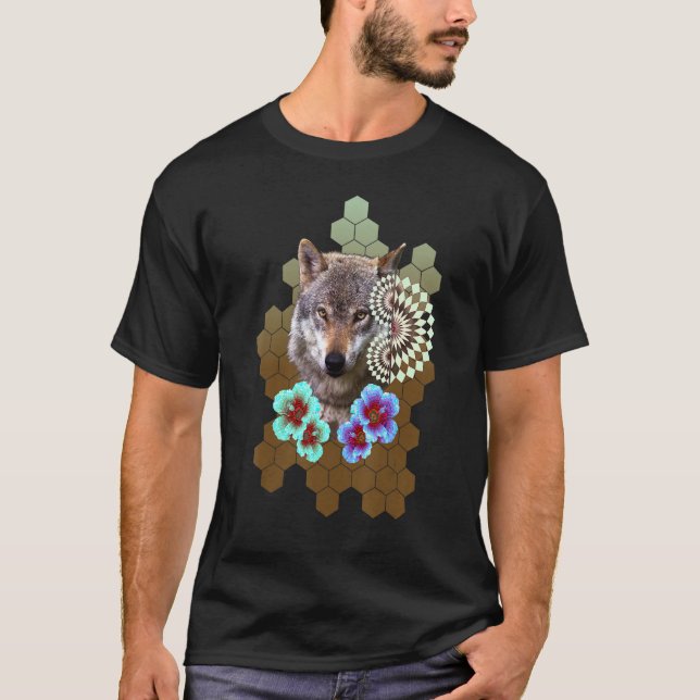 Wolf Floral Flower Alien Honeycomb Olive to Brown  T Shirt (Framsida)