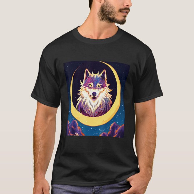 Wolf in the Crescent Moon Design T Shirt (Framsida)