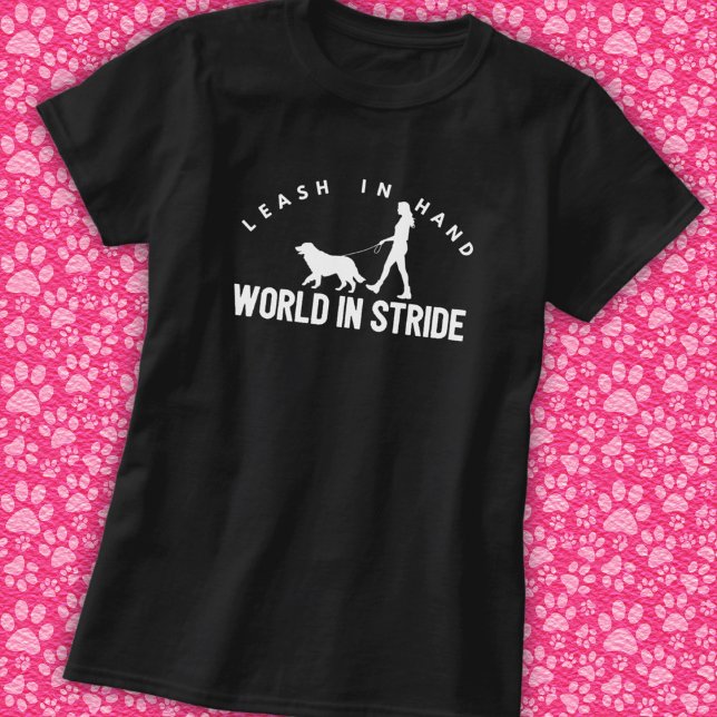 Woman Dog Walker  T Shirt (Skapare uppladdad)