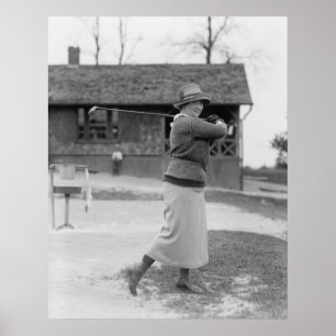 Woman Golfing, 1920-talet Poster