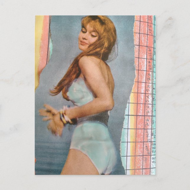 Woman in 1957 on the beach mixed media collage vykort (Framsida)